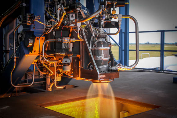 SpaceX schedules first flight with 3D printed SuperDraco Engines