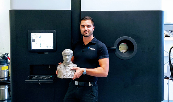 Arcam EBM additively manufactures Thomas Edison bust in titanium Arcam EBM additively manufactures Thomas Edison bust in titanium