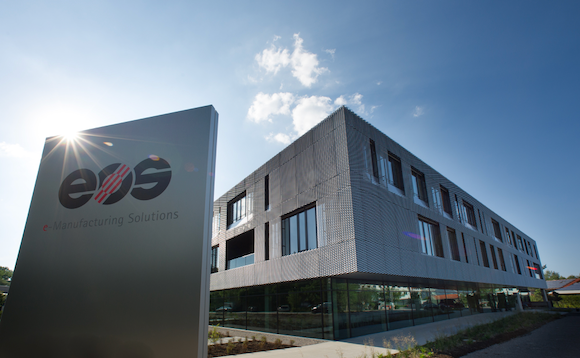 EOS celebrates its thirtieth anniversary EOS celebrates its thirtieth anniversary