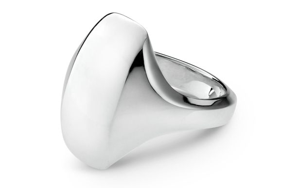 In addition to sterling silver (used in this signet ring), Desktop Metal intends to fast-track the development of precious metal alloys such as 18k yellow gold and rose gold in 2022 (Courtesy Desktop Metal) 