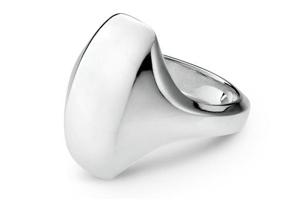 In addition to sterling silver (used in this signet ring), Desktop Metal intends to fast-track the development of precious metal alloys such as 18k yellow gold and rose gold in 2022 (Courtesy Desktop Metal)