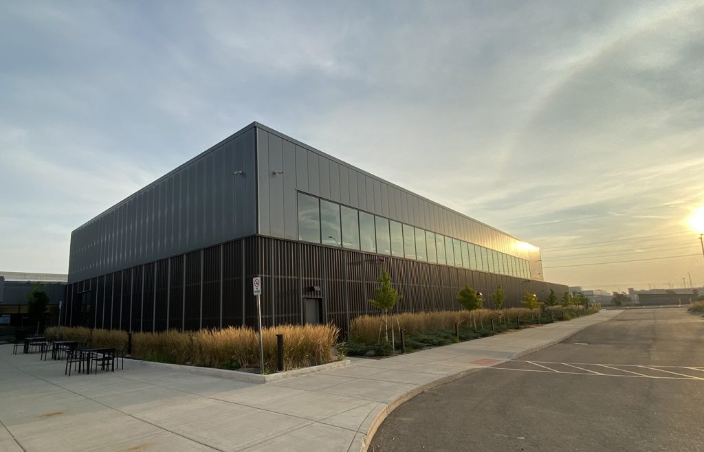 Fig. 2 Exterior view of GM’s Additive Industrialization Center in Warren, Michigan, USA (Courtesy General Motors)