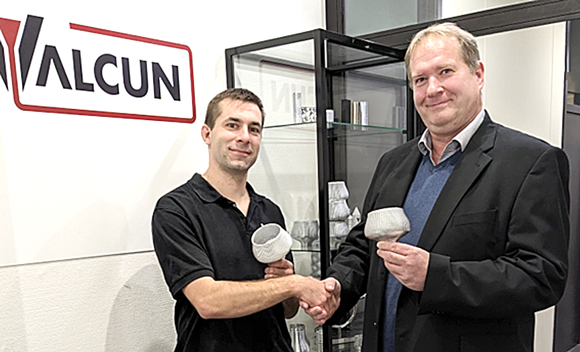 Jonas Galle, CEO of ValCUN (left) and Walter Auwers, Business Unit Manager Advanced Manufacturing of Sirris, (Courtesy Valcun)