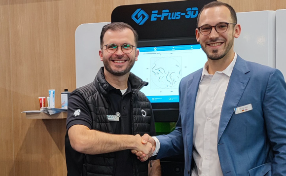 Slaven Mišković, New Business Development Manager, IGO3D and Enis Jost, Deputy General Manager of Eplus3D at Formnext (Courtesy Eplus3D)