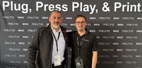 Moises Moza Sánchez (Meltio) and Thomas Bräuer (Bräuer Group) during the release of the new Meltio M600 (Courtesy Meltio)