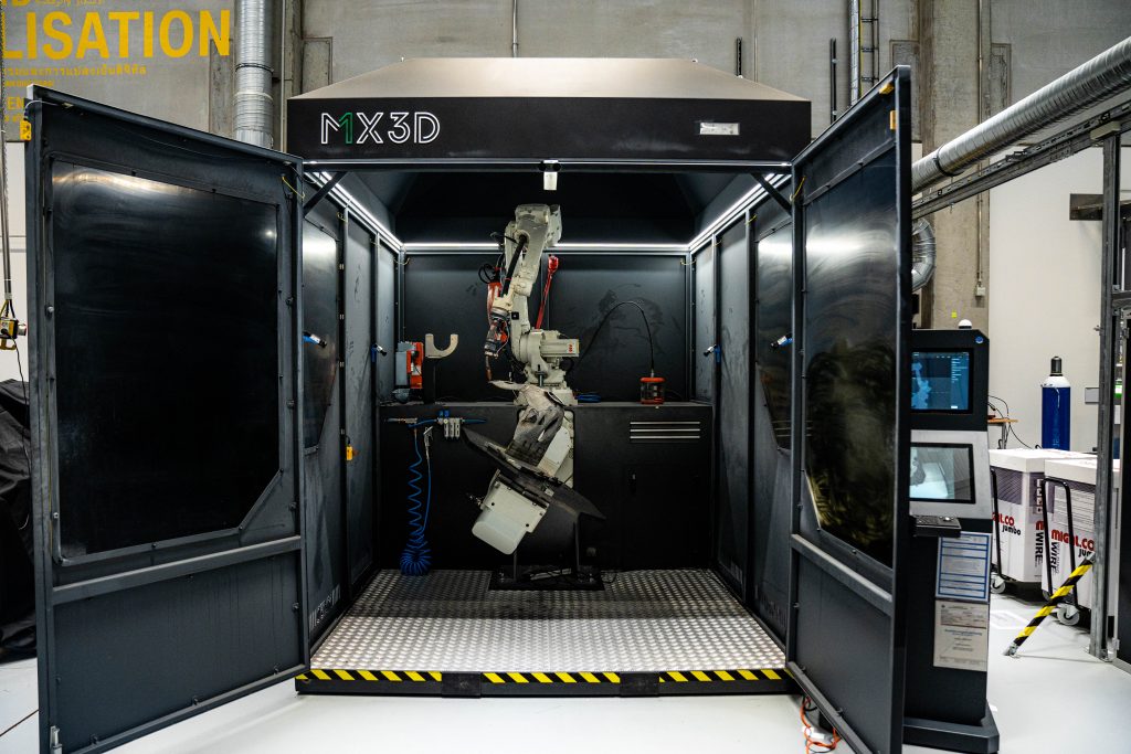 The BMW Group plans to use components manufactured using the DED process in production vehicles (Courtesy BMW Group)