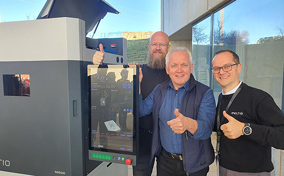 From left: Meltio’s Arild Fotland, Technical Salesman, and Leif Tore Solberg, Technical Manager and owner, with Francisco González, Sales Manager at Meltio (Courtesy LTS Maskin)