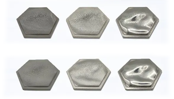 The top image shows the results of conventional CMF processing, with results of parts processed under the AutoSmooth Project below (Courtesy AM Solutions)