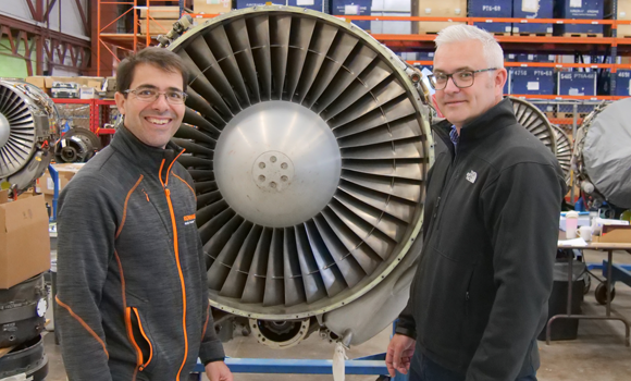 Area Sales Manager, Félix Delorme (Renishaw Canada) and Jeff Campbell (Tronosjet) in Summerville, PEI (Courtesy Renishaw)