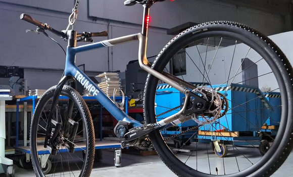 Urwahn Engineering GmbH, Trumpf, and H+E Produktentwicklung GmbH have developed a new generation of SOFTRIDE steel frames, achieving improvements of up to 30% in weight, stiffness, innovation, and cost (Courtesy Urwahn)