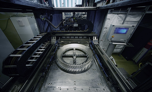 Following the successful PBF-LB Additive Manufacturing of the rocket engine manifold, Fraunhofer ILT use Directed Energy Deposition (DED) for the nozzle extension, demonstrating a hybrid approach (Courtesy Fraunhofer ILT)