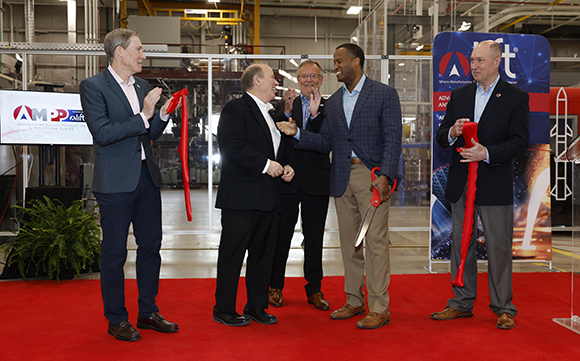 Ribbon cutting (from left to right): Tony Bromwell, Vice President, Advanced Development, LIFT; Mayor Mike Duggan, City of Detroit; Nigel Francis, CEO & Executive Director, LIFT; Congressman John James, 10th District of Michigan; Noel Mack, Chief Technology Officer, LIFT (Courtesy LIFT)