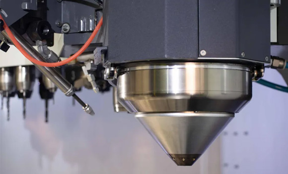 The hybrid technology combines additive and subtractive technologies into one streamlined workflow (Courtesy Meltio)