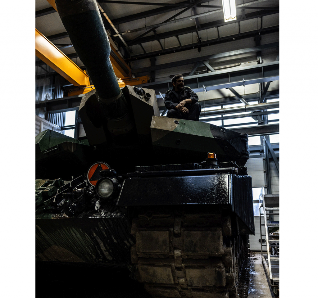 Fig. 12 A soldier sits atop a Leopard 2A4 main battle tank during a maintenance training course for Ukrainian personnel, held at the Polish Army’s Combined Arms Training Centre (CAT-C) in Zagan, Poland (Courtesy NATO) (Courtesy NATO)