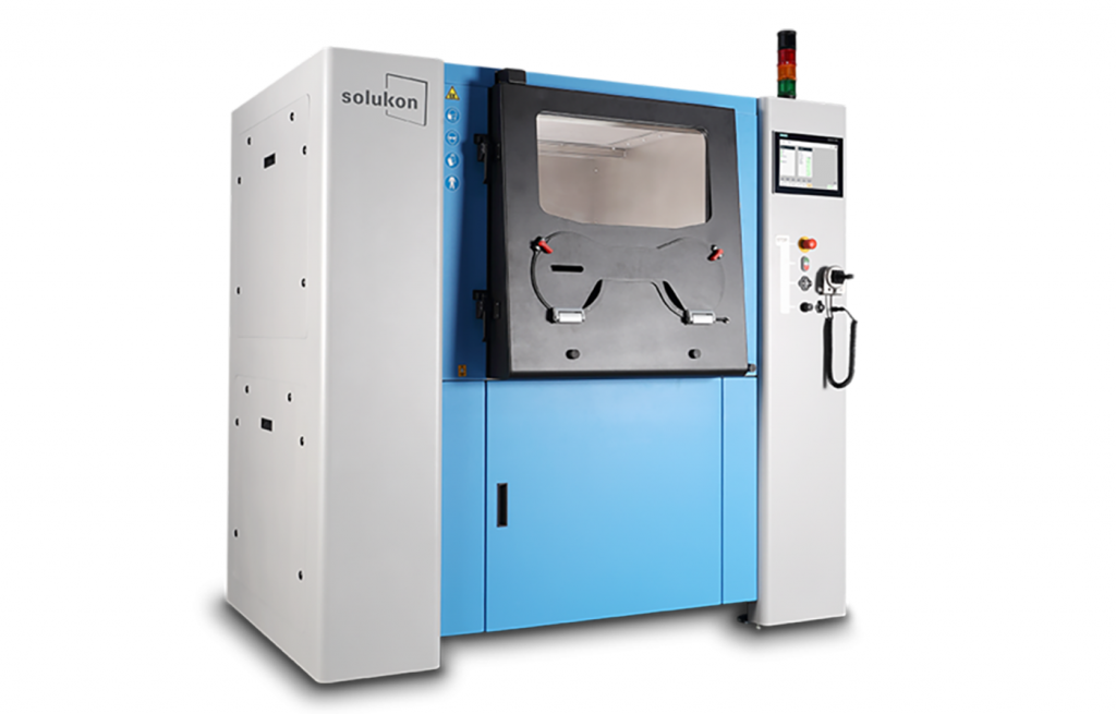Fig. 4 A Solukon SFM-AT800-S machine (Courtesy Solukon)