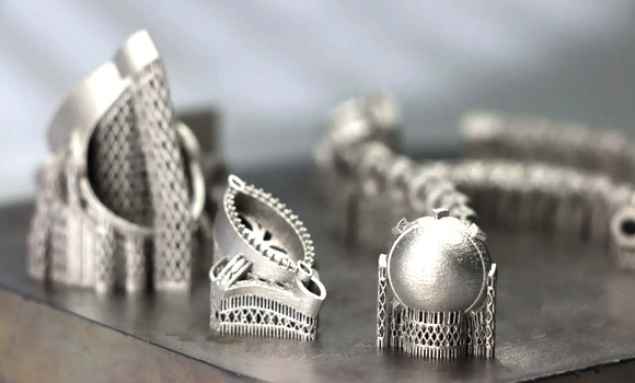 Progold used Metal Laser Beam Powder Bed Fusion to additively manufacture the jewellery (Courtesy Maeve Gillies)