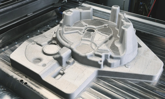Using a gantry-based large-format PBF-LB machine has enabled complex, resistant tools to be produced at a volume of over 20,000 cm³ reproducibly (Courtesy Fraunhofer ILT)