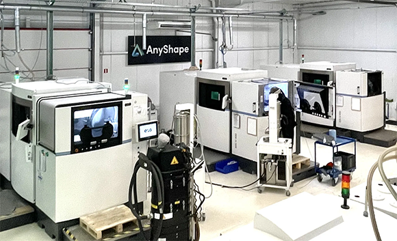 AnyShape’s two EOS M 400-4 machines at its facility in Villers-le-Bouillet, Belgium (Courtesy AnyShape)