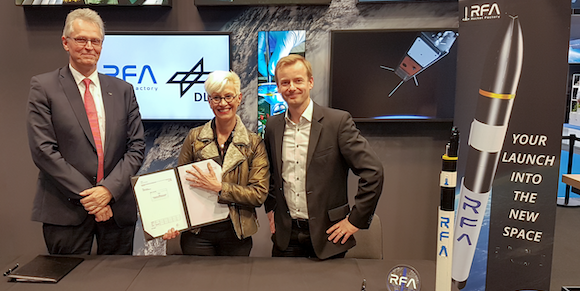 RFA and DLR signing the contract for the Helix engine test site in Germany (Courtesy RFA)