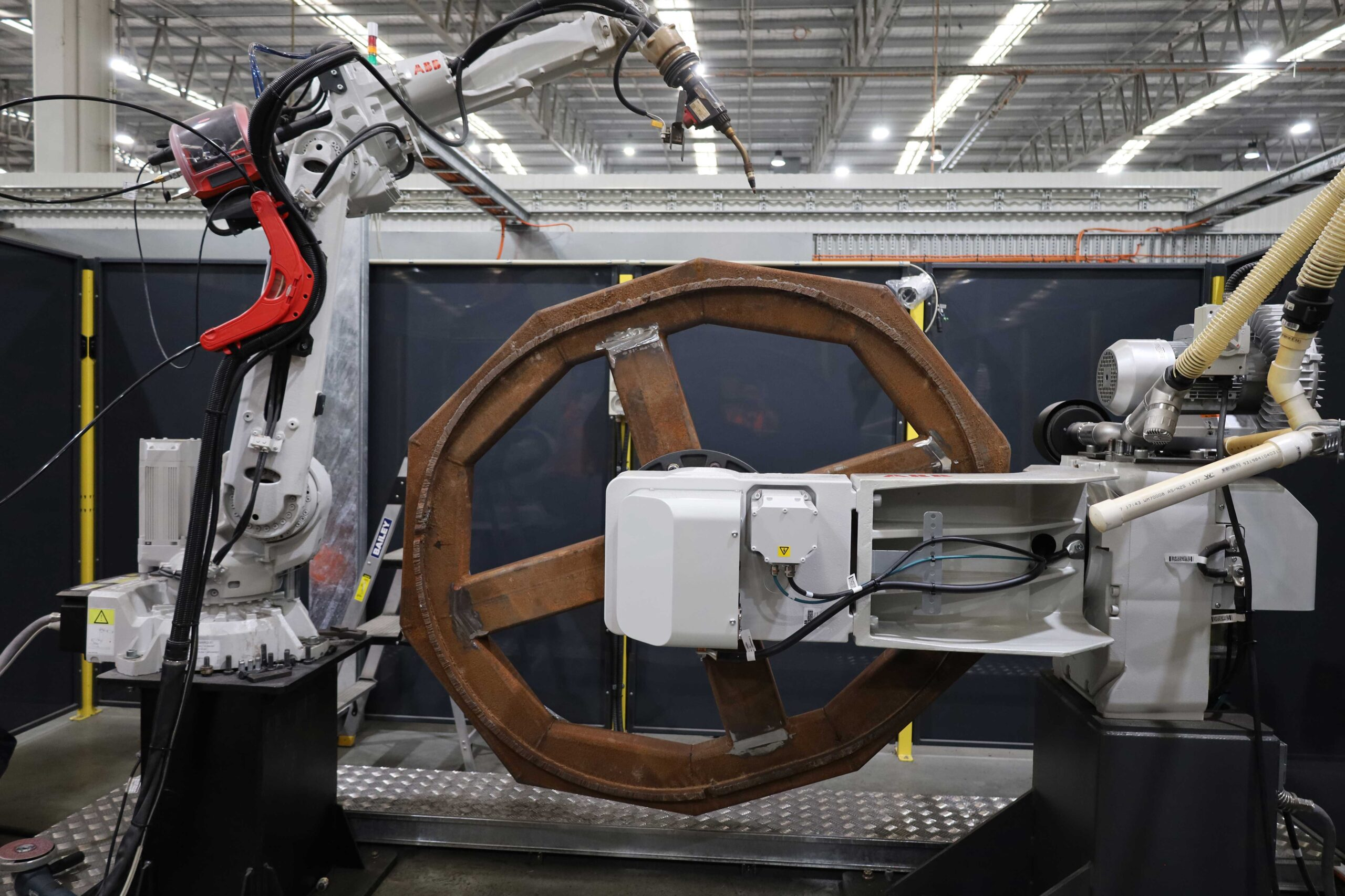 AML3D’s WAM process combines an electric arc with certified welding wire feedstock to additively manufacture medium to large-scale, free-form parts (Courtesy AML3D)