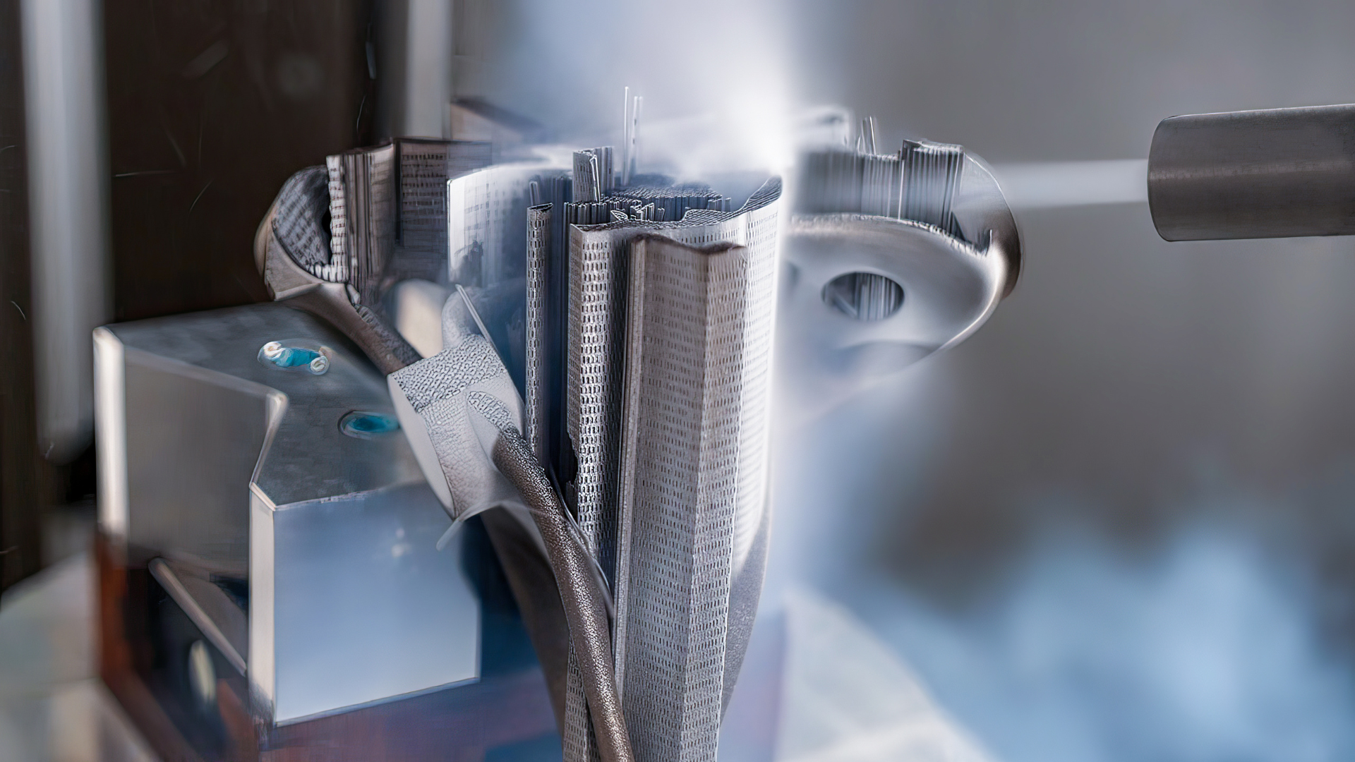 Fig. 1 SupportBlaster 320-HA semi-automated dry-ice blasting system for support removal (Courtesy toolcraft)