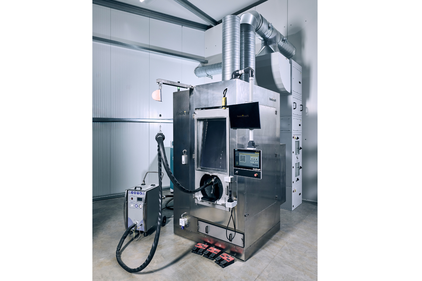 Fig. 6 SupportBlaster 320-HA dry-ice blasting system (Courtesy toolcraft)